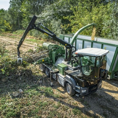 Rębak montowany na samochody ciężarowe Pezzolato PTH 1400/820 Tornado