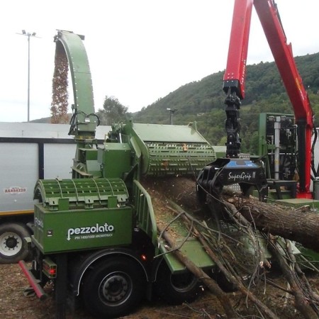 Rębak montowany na samochody ciężarowe Pezzolato Hackertruck PTH 1400/1000